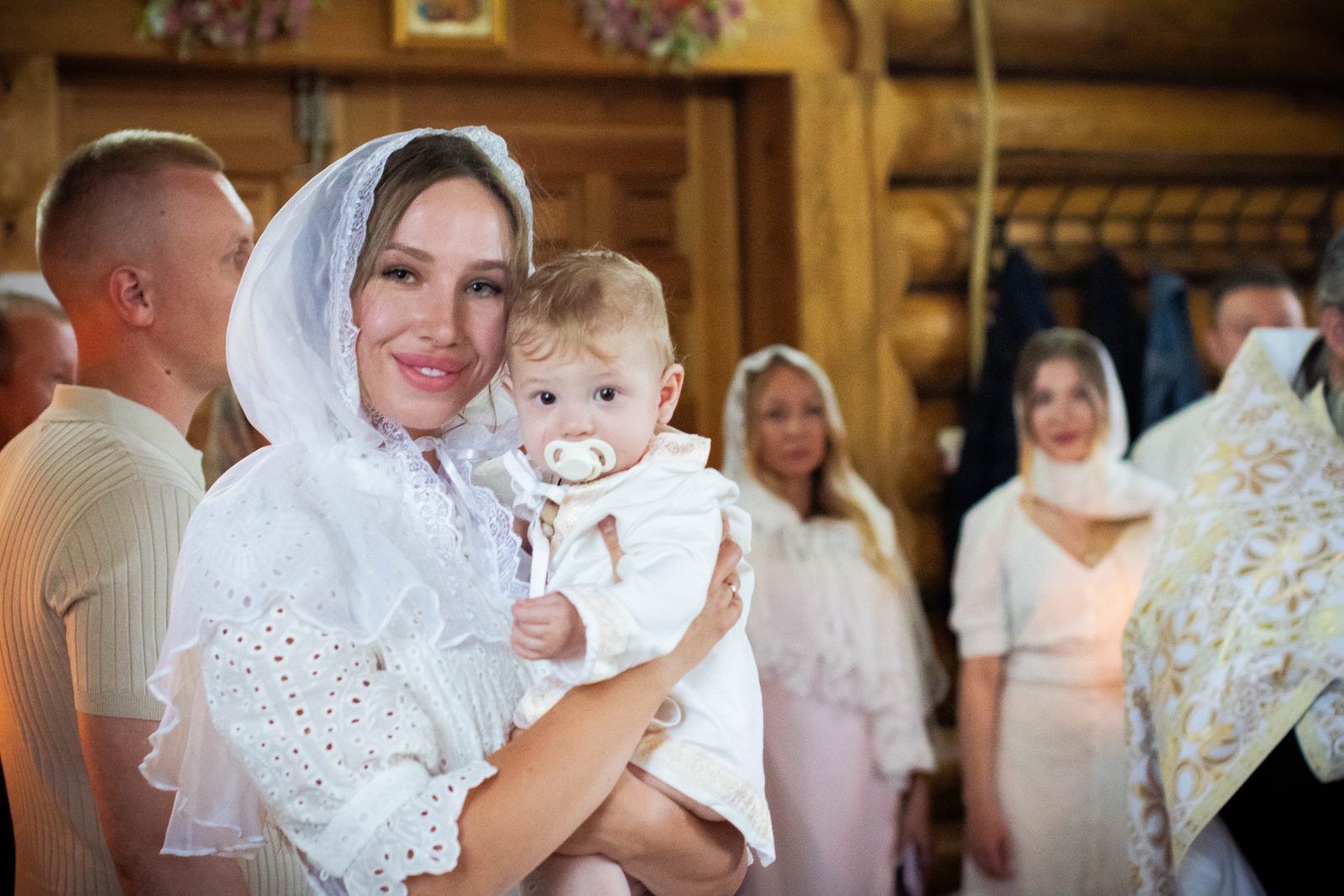 Покрестили Арсения и повысили меня до крёстной мамы. Звучит высокодуховно, но баловать и прикрывать перед роди…