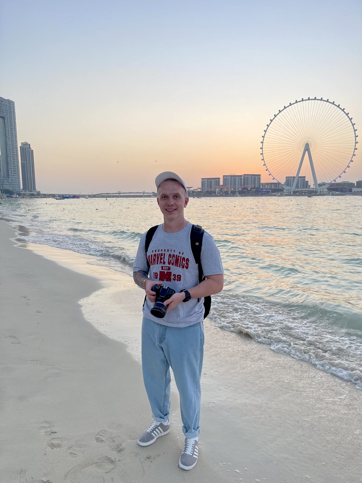 ОАЭ позади. 13 стран к 25-летию в копилке. ✅ Всегда думал, что «уикенд» и «командировка» — слова из лексикона…